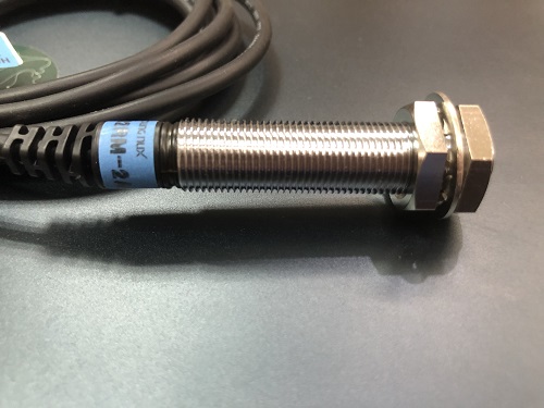 Cảm biến từ AC 2 dây Hanyoung UP12RM-2AC